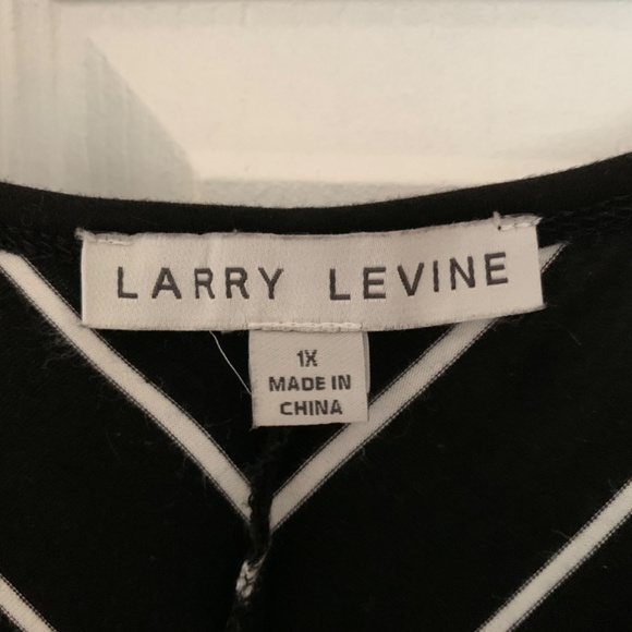 Black and White Shirt - Picture 2 of 3